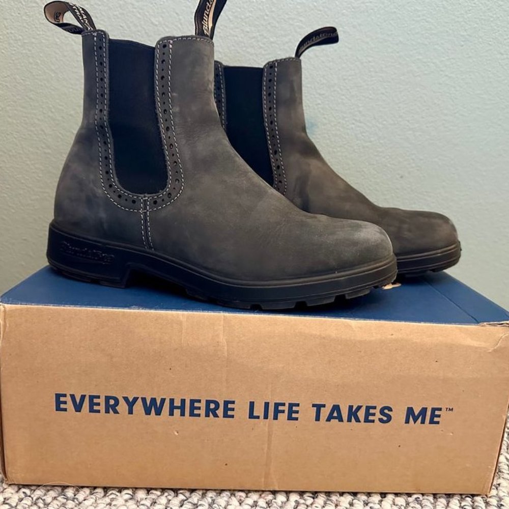 Women’s blundstone 1630 boots, new! size 8/aus 5.5 - Picture 1 of 3